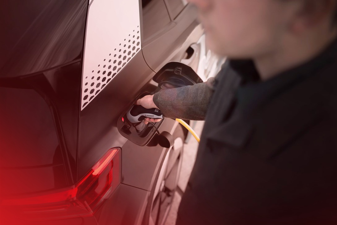 Elektrisch laden met de AVIA Card