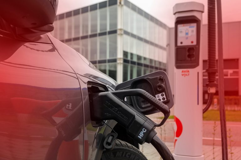 Elektrisch laden met de AVIA Card