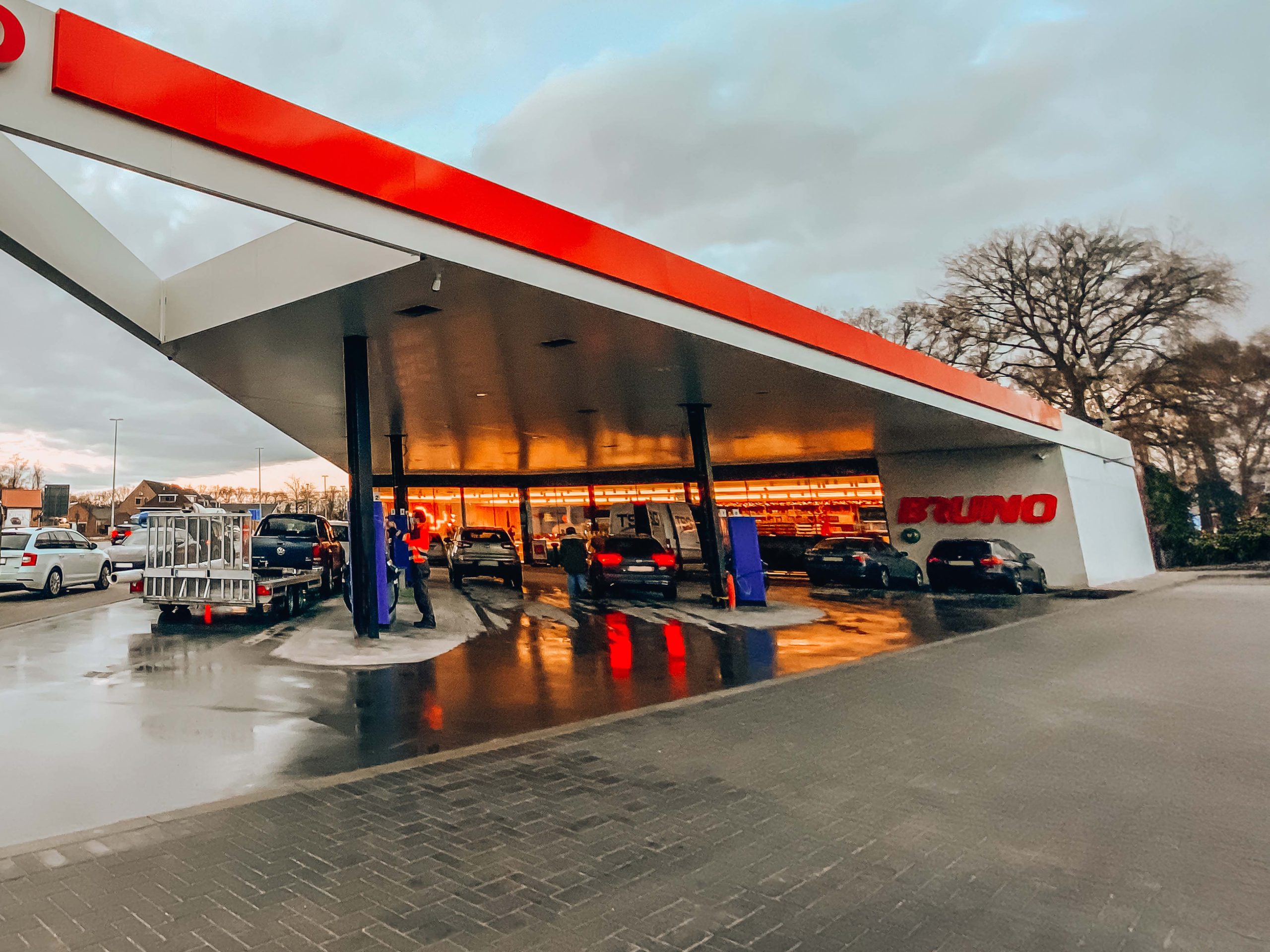 AVIA Card en Bruno Group